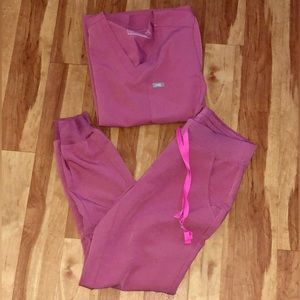 FIGS LIMITED EDITION BCA XS Zamora Joggers and XS Catarina One-Pocket in Quartz